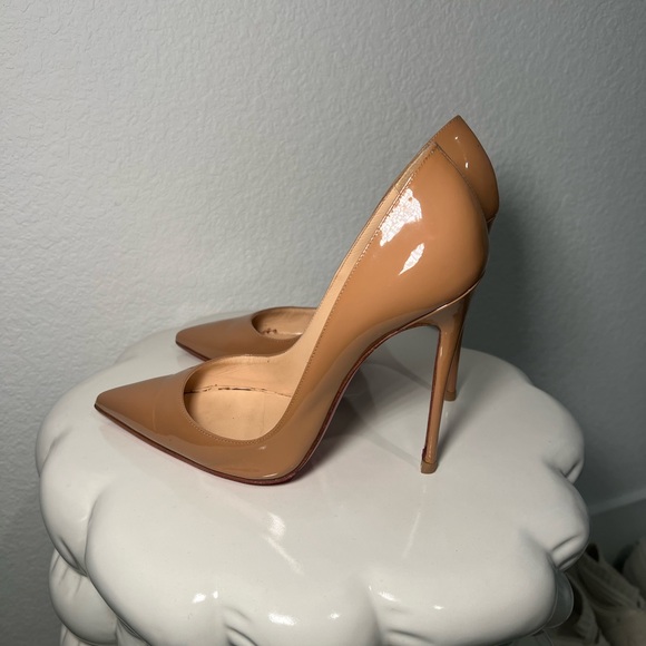 Christian Louboutin So Kate Patent Pointed Toe Pumps - Picture 5 of 15